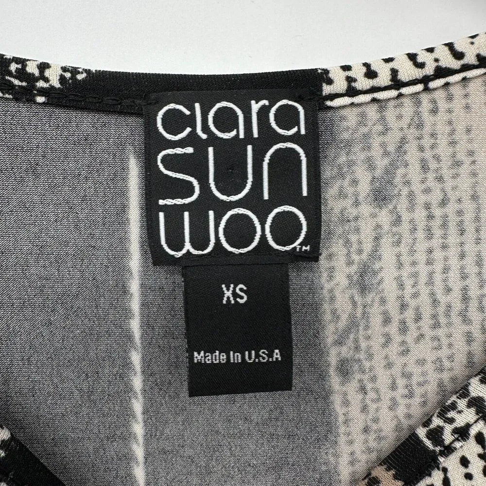 Clara Sun Woo Top Shirt Size XS Stretch Knit 3/4 Flare Sleeve Black Beige Blouse